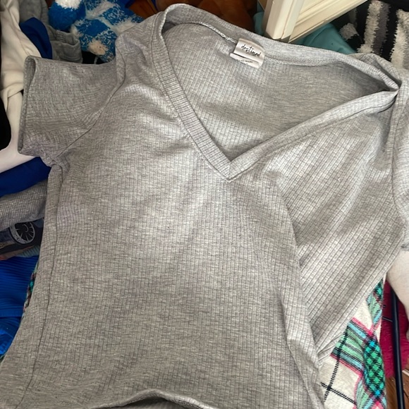 grey crop top - Picture 1 of 2